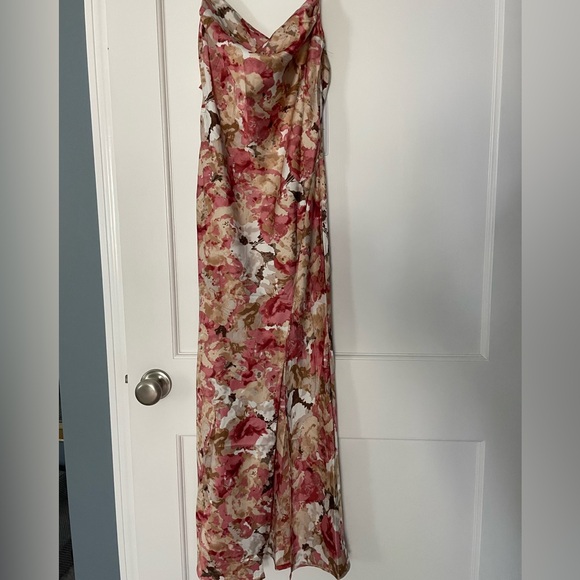 NWT-Amazon dress - Picture 4 of 4